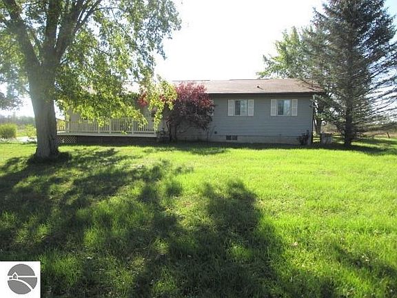 2nd image of 4070 Hardwood Heights Rd