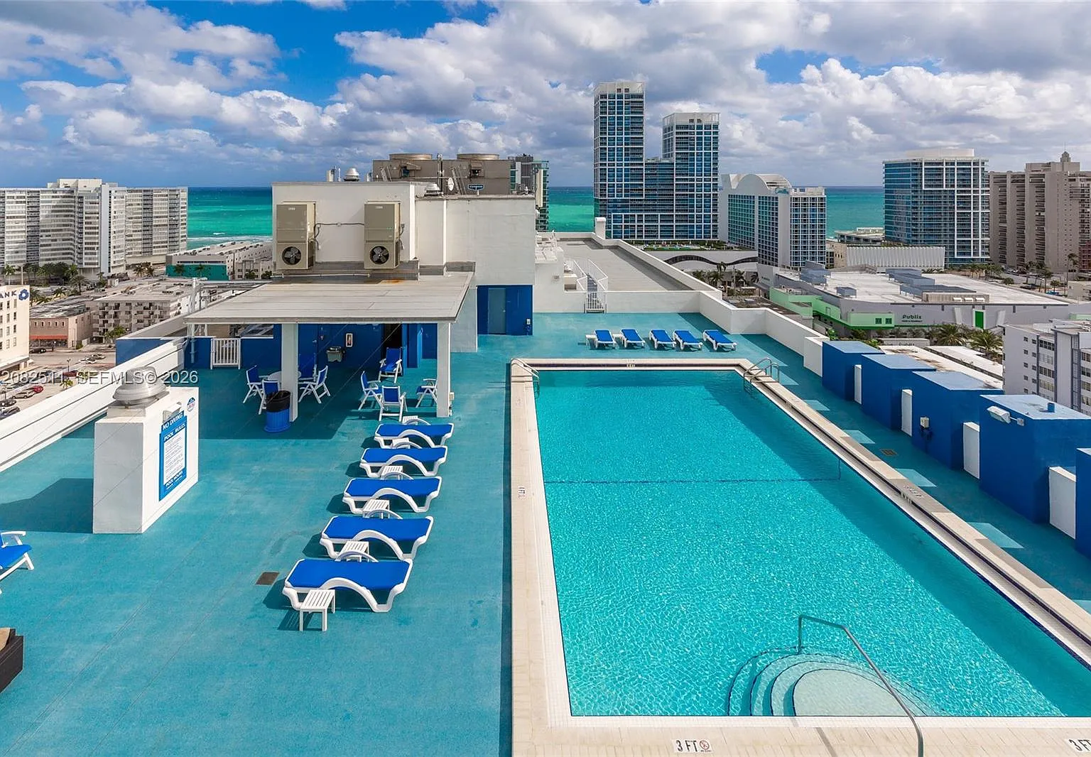 401 Blu Of North Beach Co — Photo 1