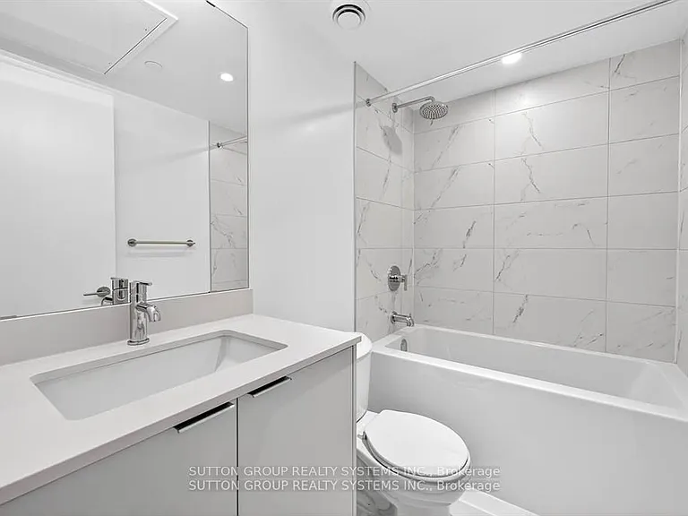 6 Chartwell Rd #402 — Photo 19