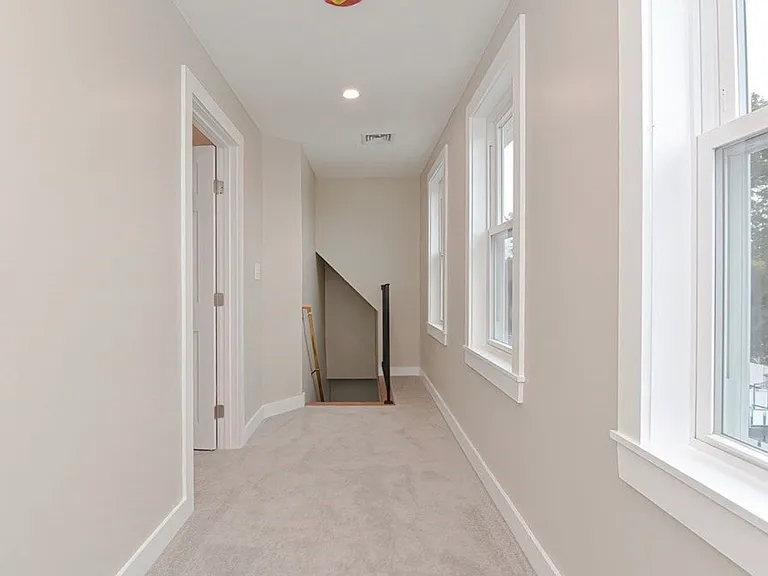 370 West St #2 — Photo 4
