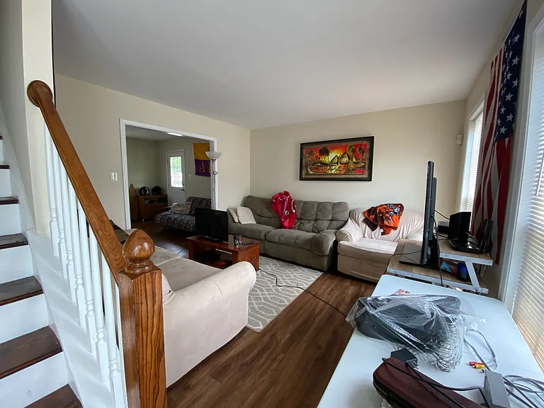 1608 Wallace St — Photo 26