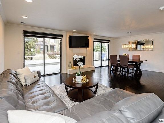 4th image of 26 Club House Ct #26