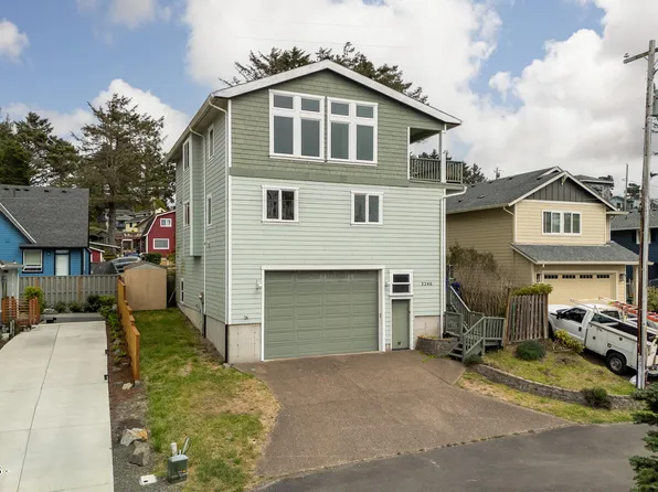 3246 NW Mast Ave, Lincoln City, OR 97367