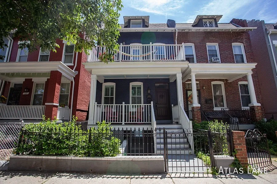 1119 Staples St NE photo 1
