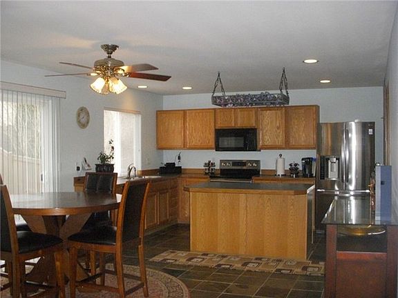 4th image of 12454 SE 299th Pl
