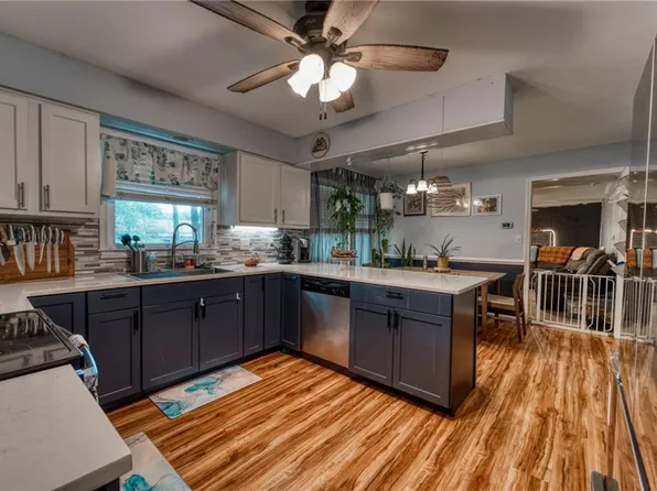 5809 Lancelot Dr, Virginia Beach, VA 23464