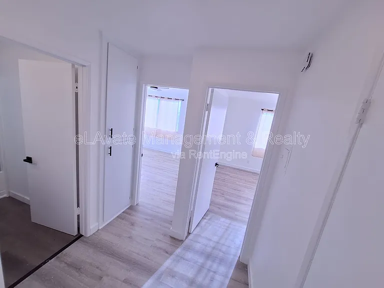 11744 Runnymede — Photo 14
