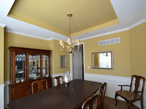 4th image of 5931 W 152nd Ter