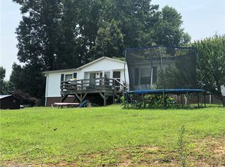 5210 Andys Dr, Winston Salem, NC 27107