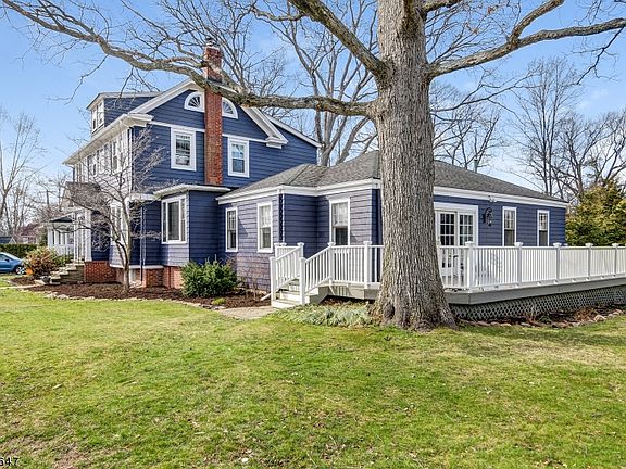 2nd image of 49 Sommer Ave