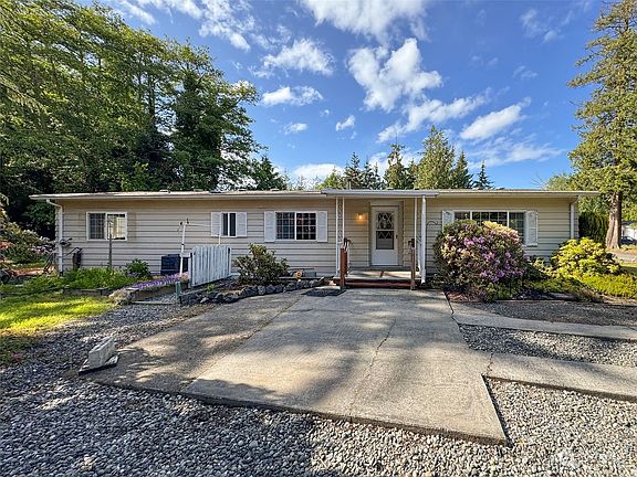 3rd image of 282 Cypress Circle
