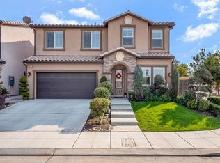 1671 E Autumn Sage Ave, Fresno, CA 93730