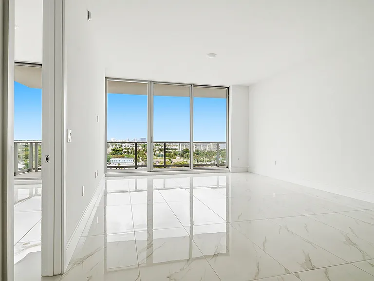 220 Lake Shore Dr #1021 — Photo 10