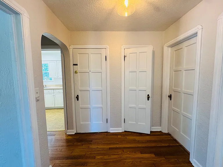 3679 Warren Road, Cleveland, OH 44111 — Photo 24