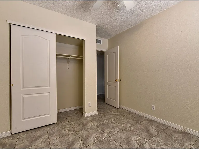 7317 Desierto Rico Ave — Photo 31