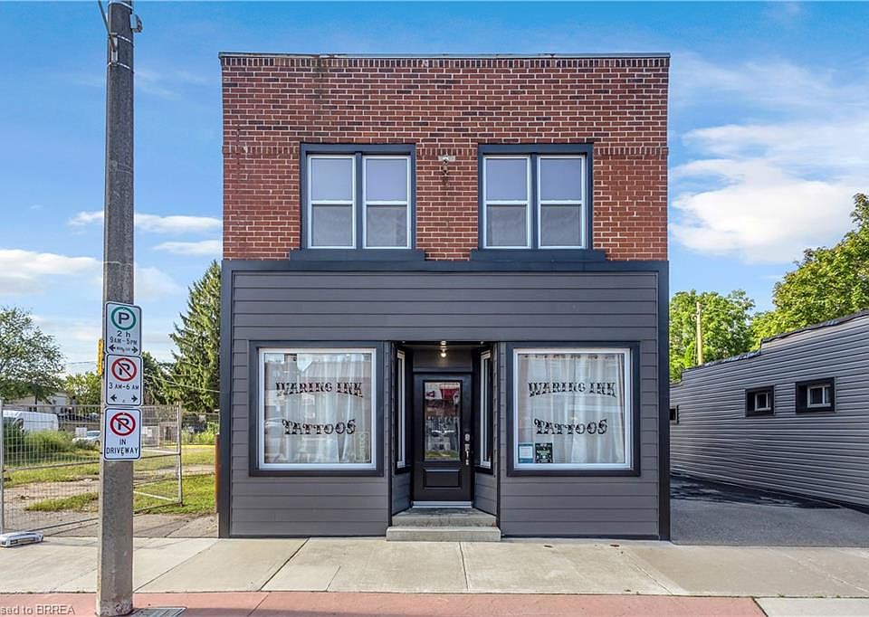 1st image of 136 King St