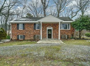 1201 N Cottonwood Rd, North Chesterfield, VA 23236