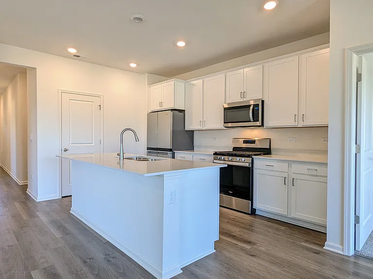 1164 Wood Lily Ln — Photo 2