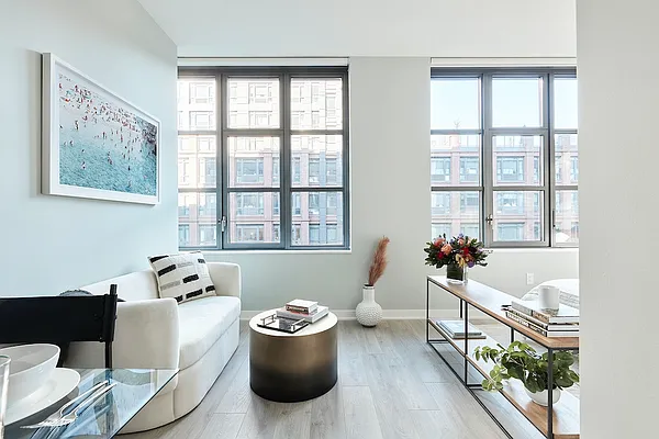 Rented by Greystar | media 19