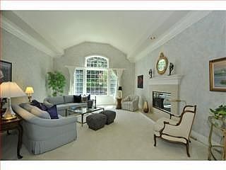 4th image of 20033 Heritage Oak