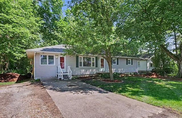 108 Brady Lane - 1 — Photo 2
