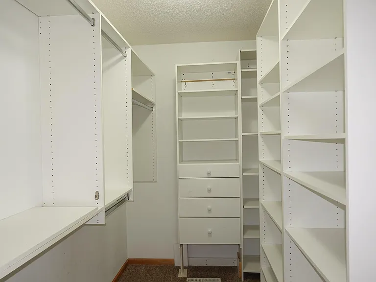 4602 Pierce St NE — Photo 10
