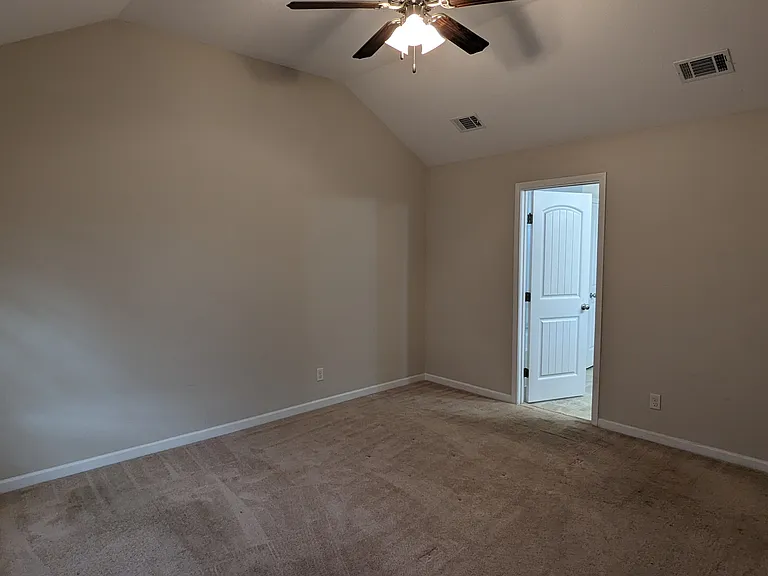 1318 Evergreen Trl — Photo 11