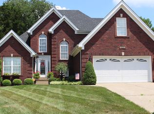6919 Catalpa Springs Dr, Louisville, KY 40228