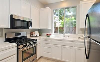 5th image of 444 Whisman Park Dr
