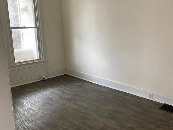 4th image of 55 Cartwright Ave #2