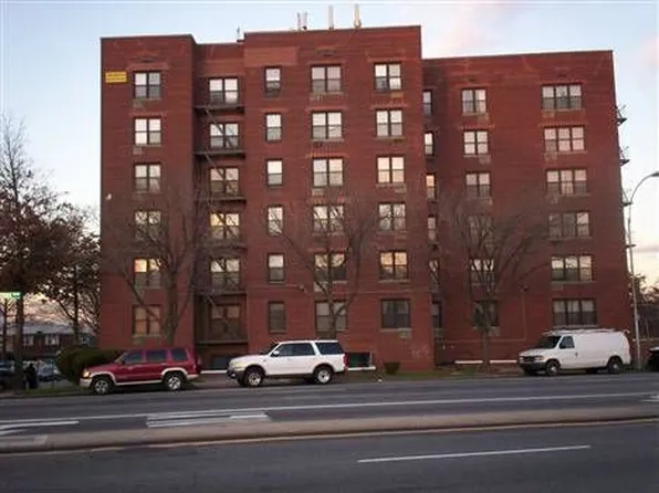 108-05 Astoria Blvd APT 6C, Queens, NY 11369