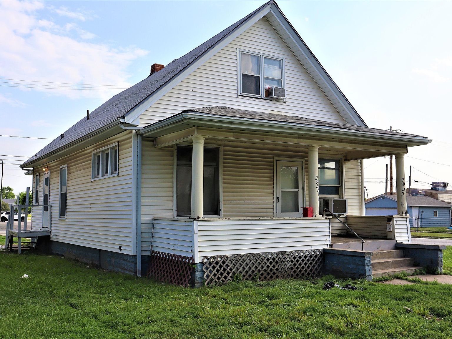 2937 Avenue A Council Bluffs IA 51501 Zillow   Ff7bc123c40b50ff6d7ba87d16ccf489 Cc Ft 1536 