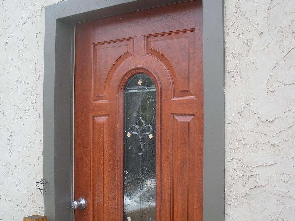 1st image of 214 8th St SE #5