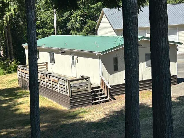Crystol Creek Ln, Coquille — Photo 2