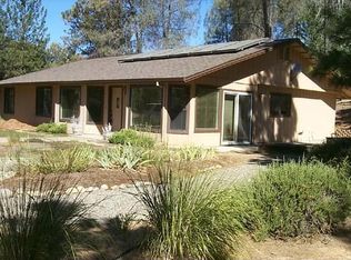 12741 Cresthaven Dr, Groveland, CA 95321