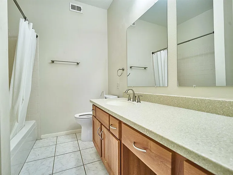 2816 Holly Hall St — Photo 18