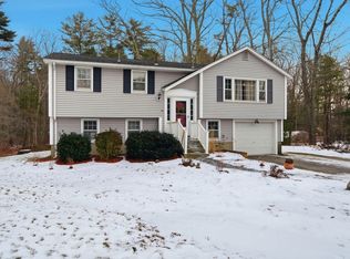 14 Seabrook Rd, Salisbury, MA 01952