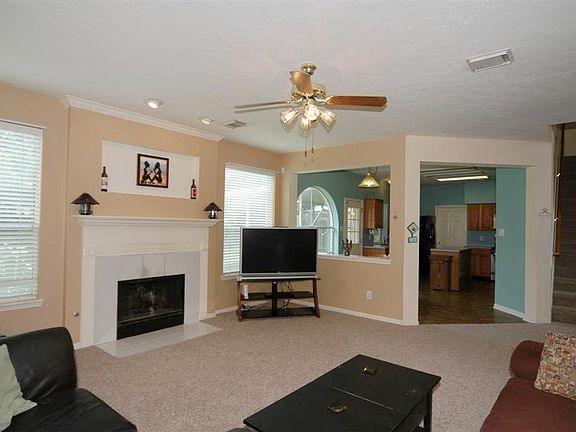 HUGE Living area for your growing family