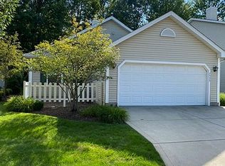 7533 Sanctuary Cir #3, Brecksville, OH 44141