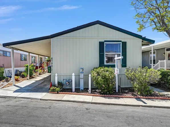 4794.5 Old Cliffs Rd, San Diego, CA 92120