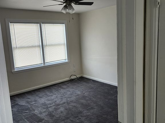 5th image of 1872 E Outer Dr