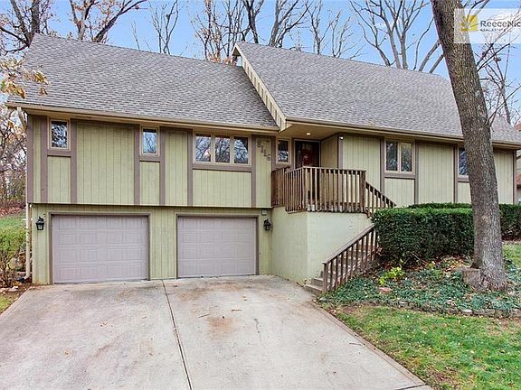 Welcome home to 8116 NW Eastside Drive! This charming home offers a great floor plan with multiple living spaces, all on a great-sized lot!