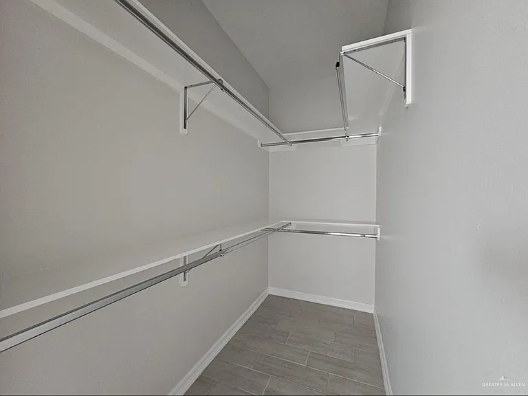 1019 N Woodson Ave #4 — Photo 9