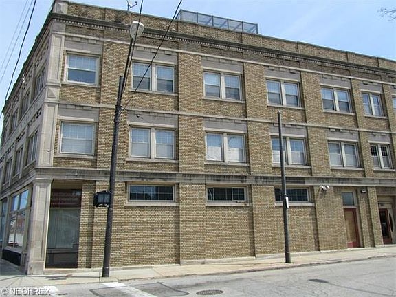 4th image of 1401 W 75th St APT F