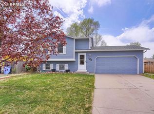 1710 Doherty Rd, Colorado Springs, CO 80916