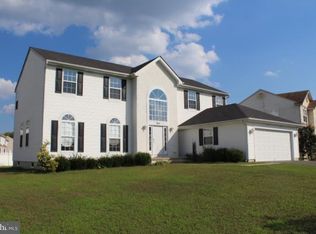 366 Rushfoil Dr, Williamstown, NJ 08094