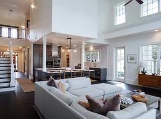 205 Rosery Rd, Belleair, FL 33756