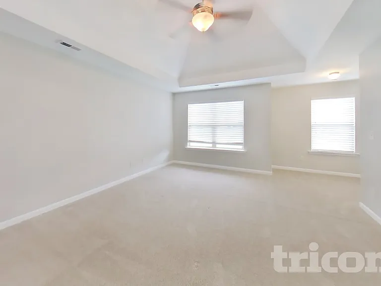 155 Hickory Hills Dr — Photo 6