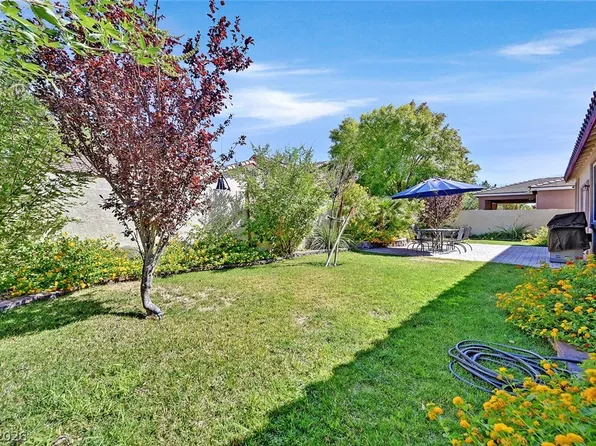 8208 Redbud Vine St, North Las Vegas, NV 89085