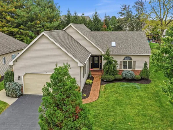 514 Waterside Cir, Lebanon, PA 17042